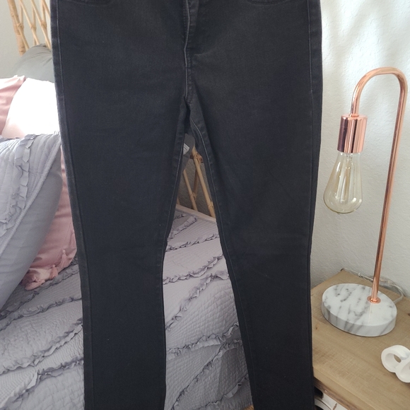 Nine West Women's stretch denim - Picture 3 of 3